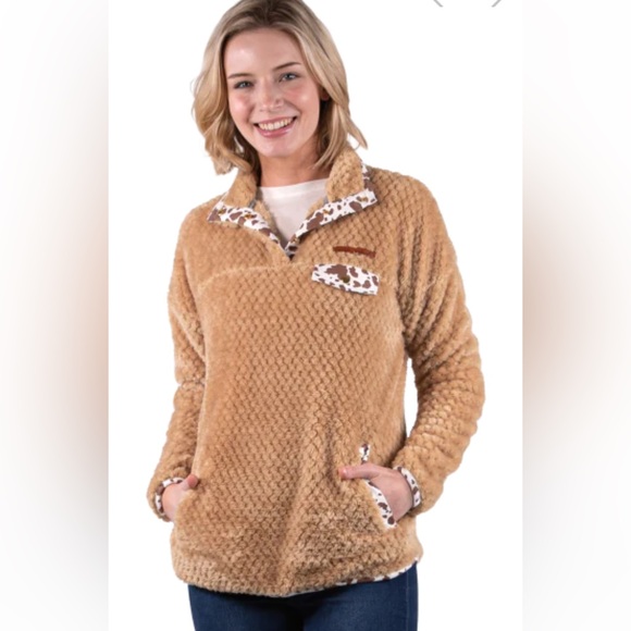 Simply southern pull over 🫶🏻 - Picture 2 of 6